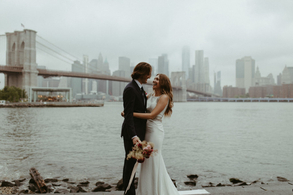 brooklyn bridge park elopement, nyc photographer, brooklyn bridge in background of couples photos