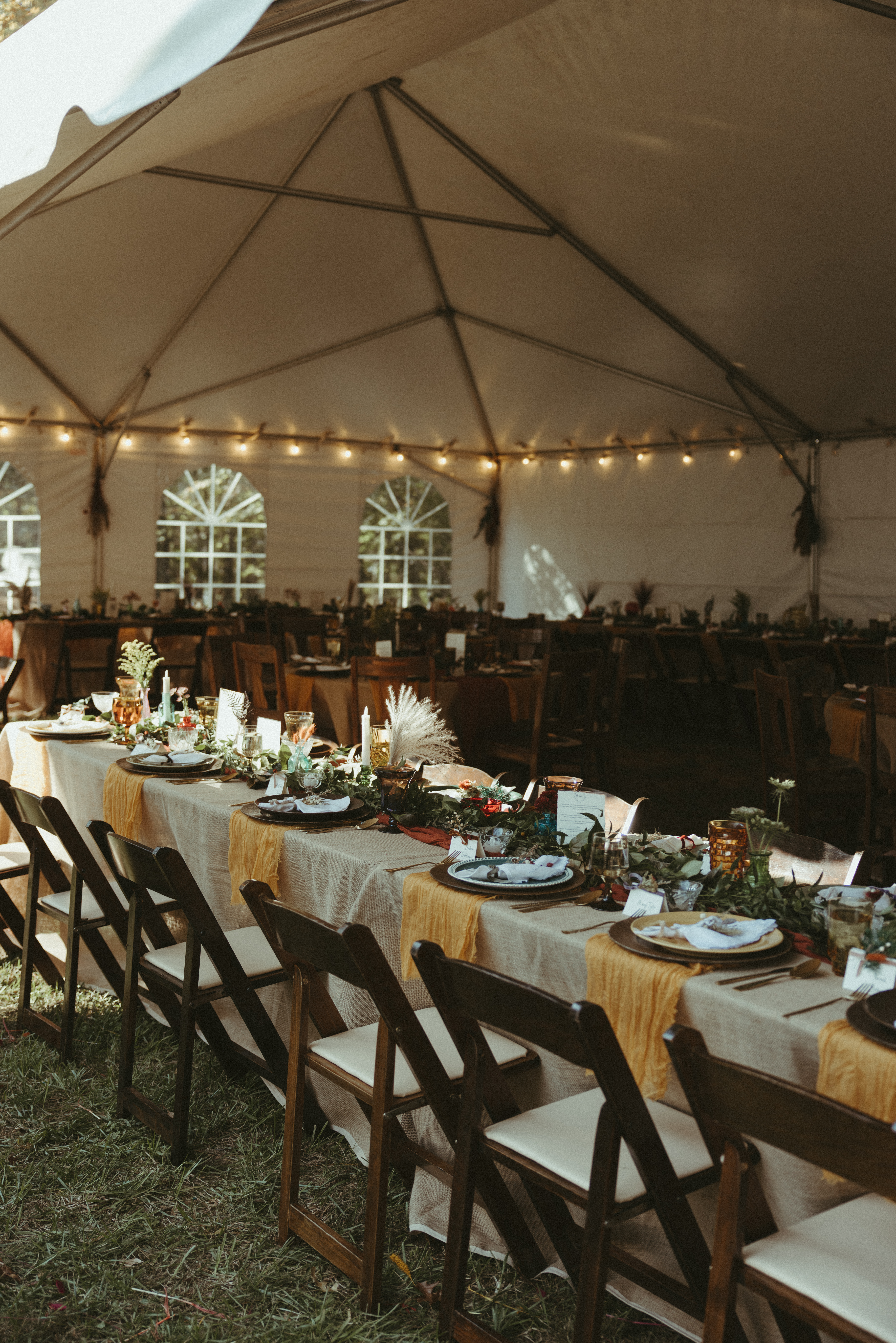fall outdoor wedding reception decor