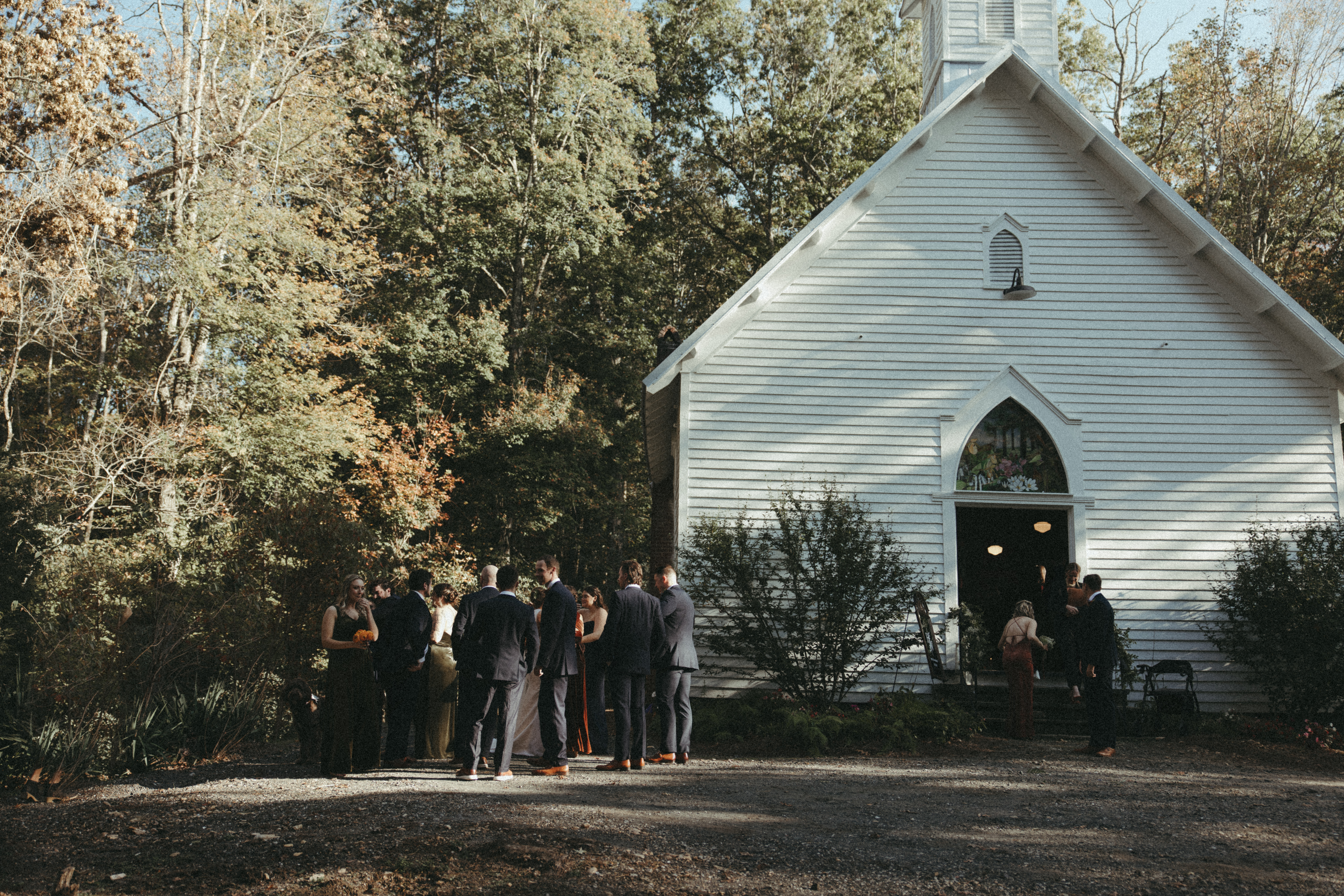 documentary wedding photos in NC at orion schoolhouse and chapel