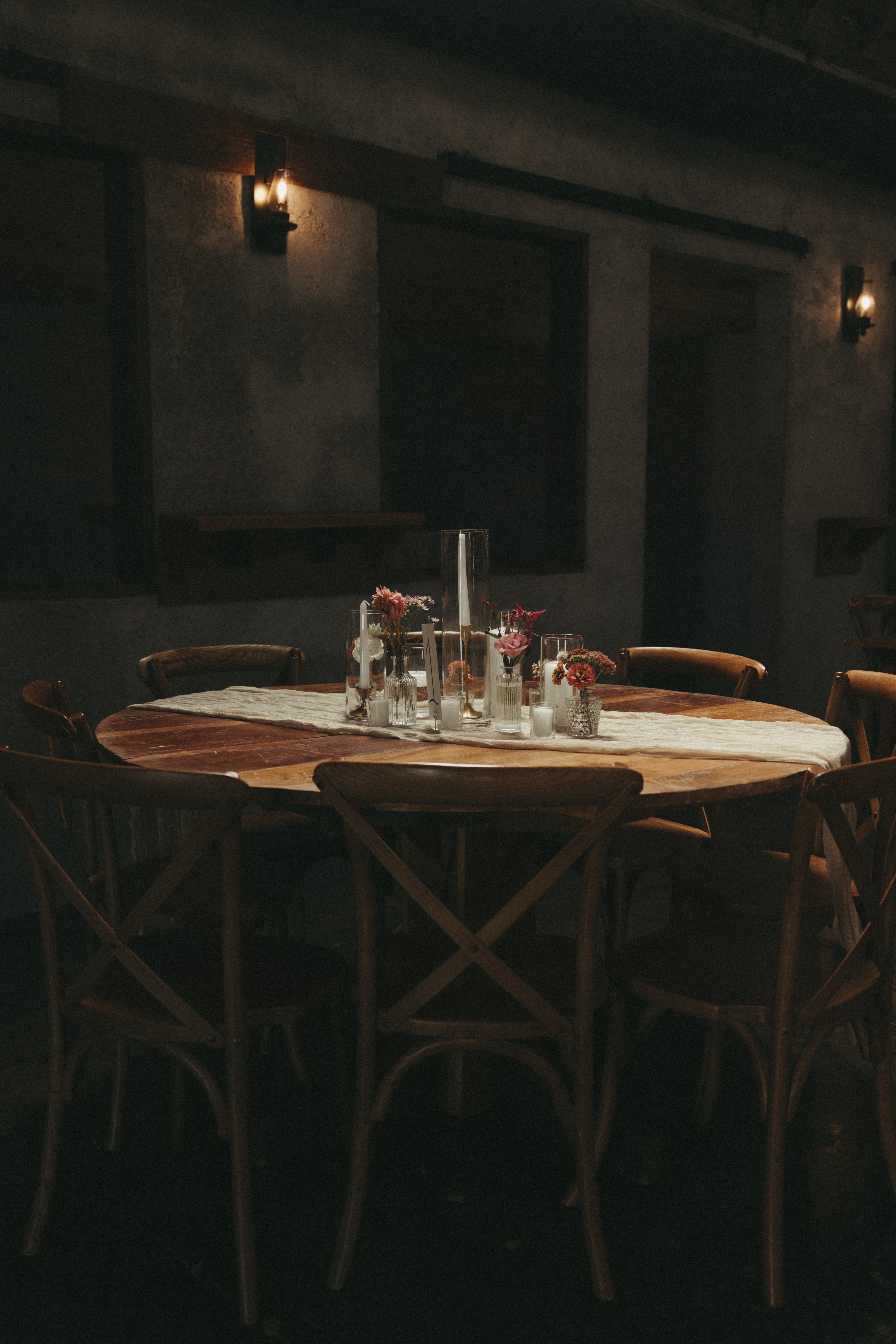 wedding table details for reception