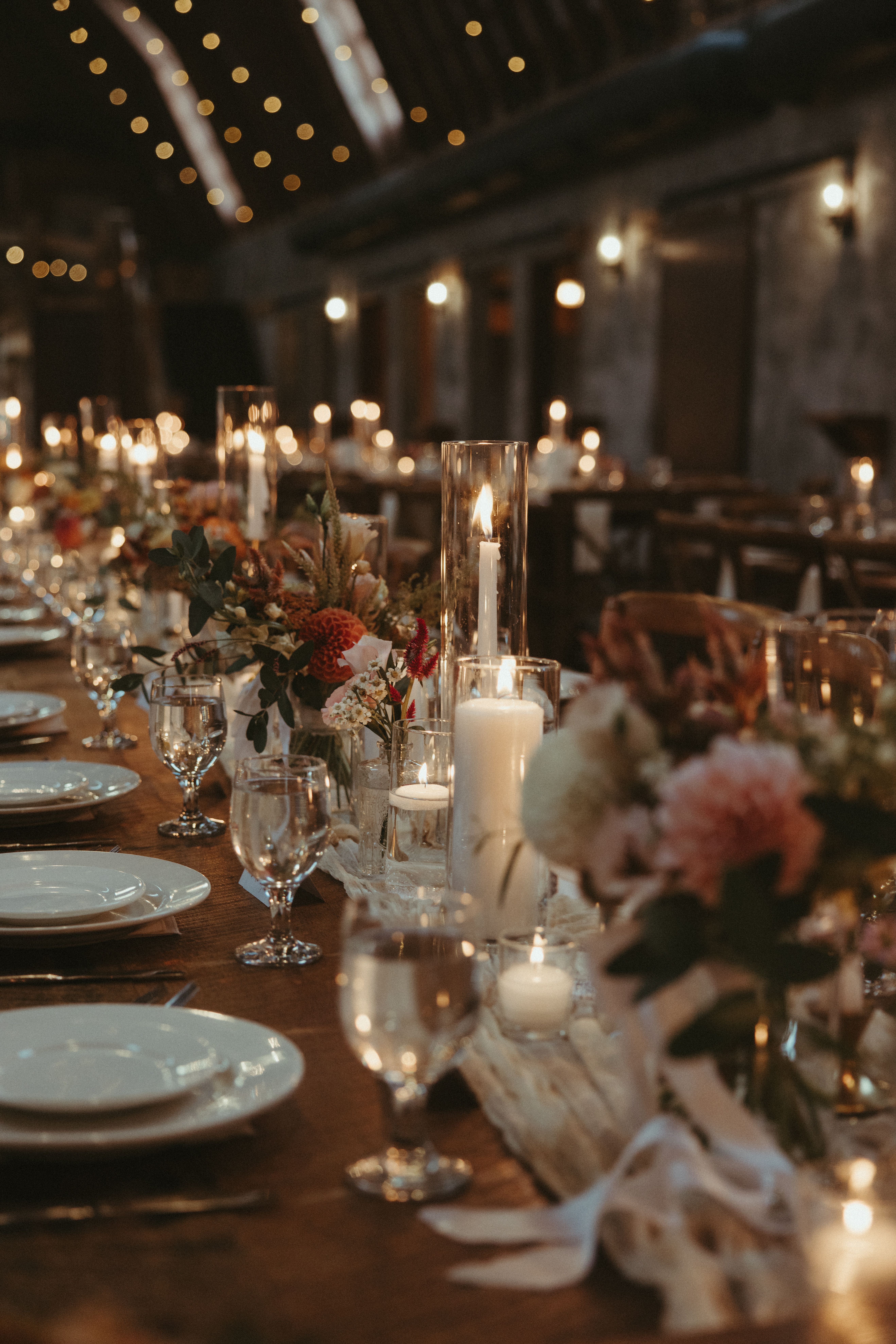 overlook barn wedding venue reception with candles